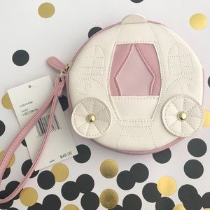 🚫SOLD🚫Liv Betsey by Betsey Johnson Carriage